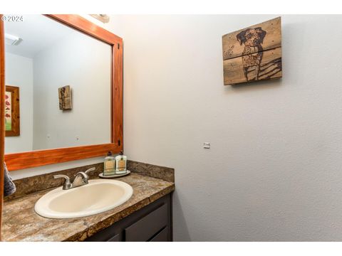 Tiny photo for 13535 SW Cinder Drive, Terrebonne, OR 97760 (MLS # 220213025)