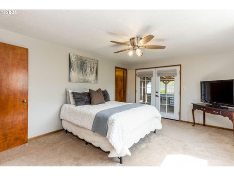 Tiny photo for 13535 SW Cinder Drive, Terrebonne, OR 97760 (MLS # 220213025)