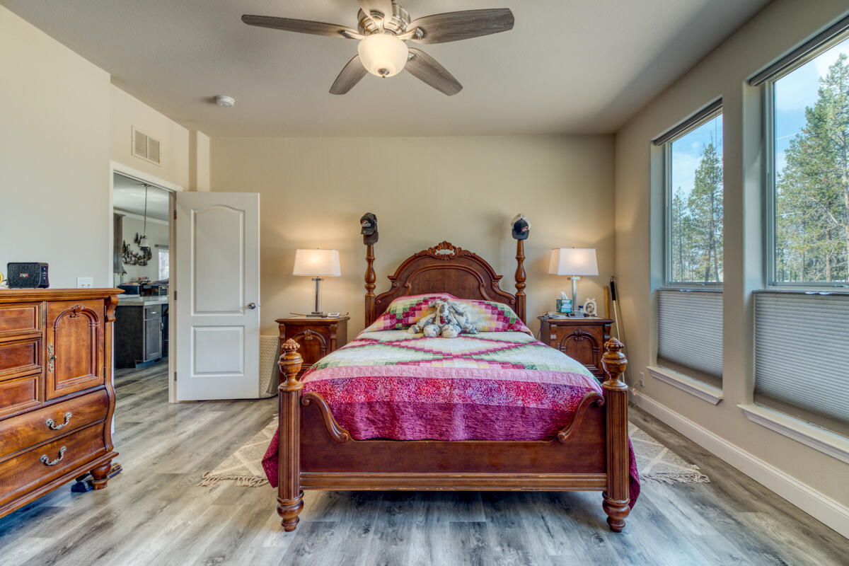 Huntington Meadows - Residential