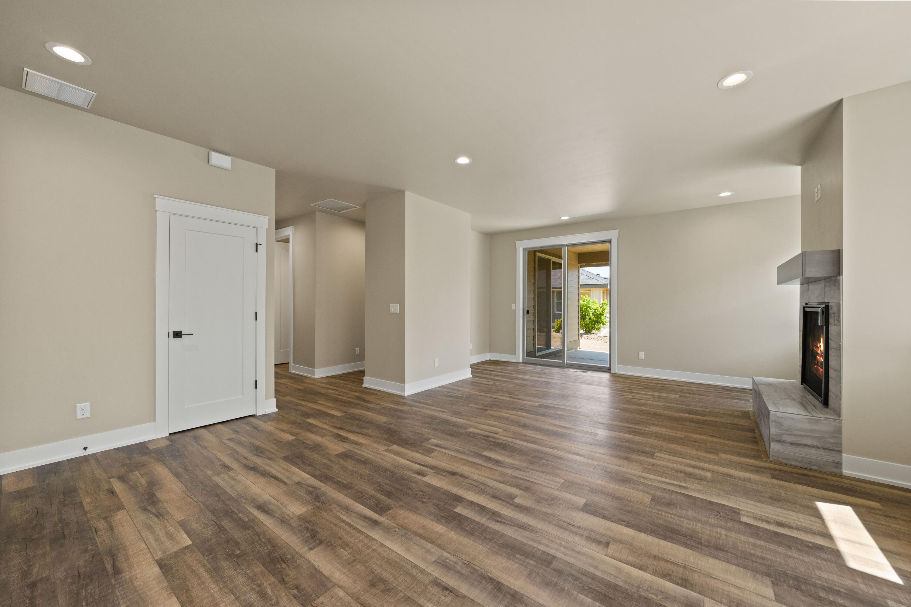 Dry Canyon - Residential