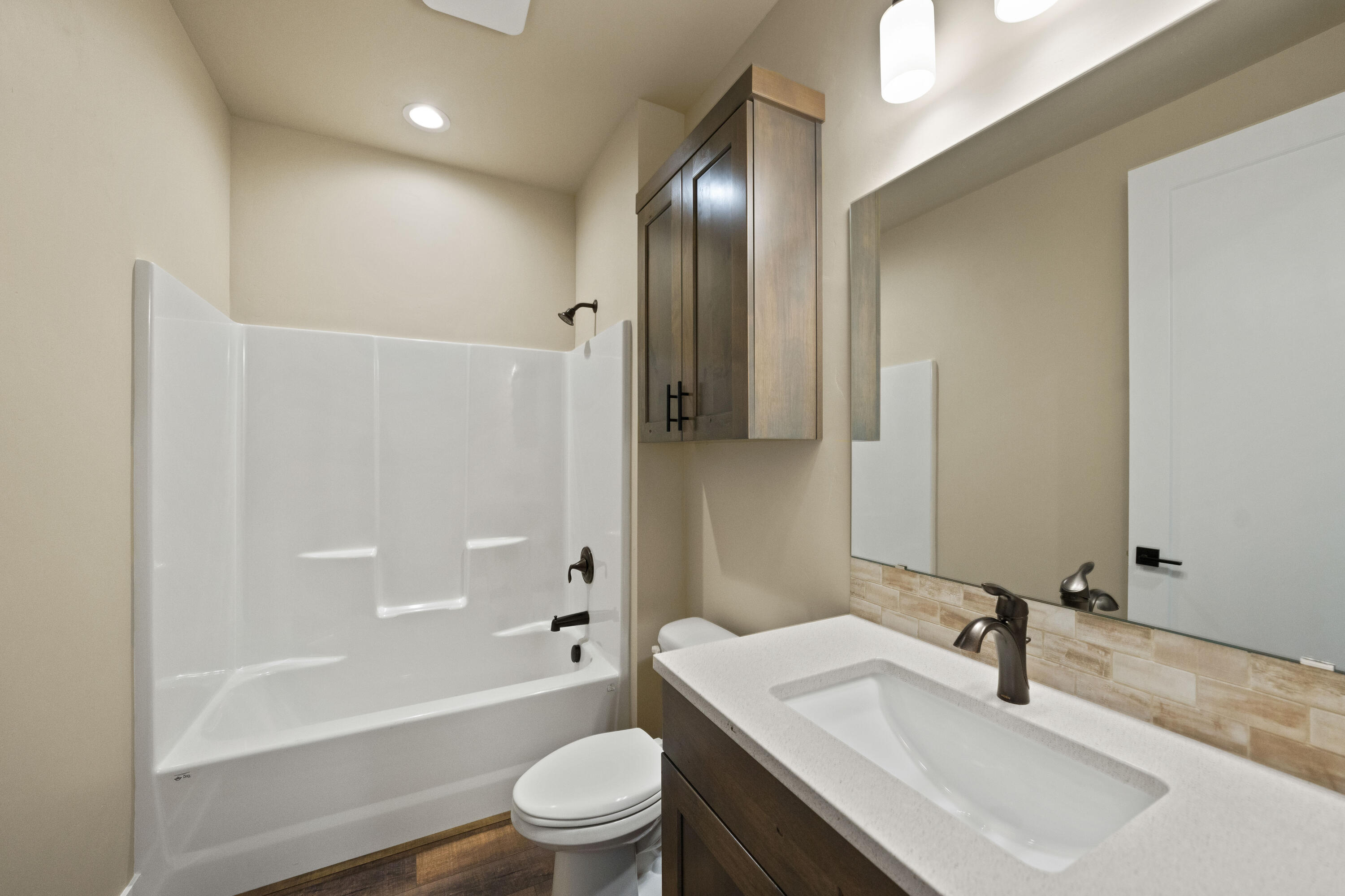 Dry Canyon - Residential