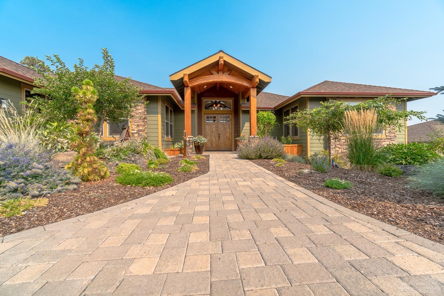 Eagle Crest - Residential