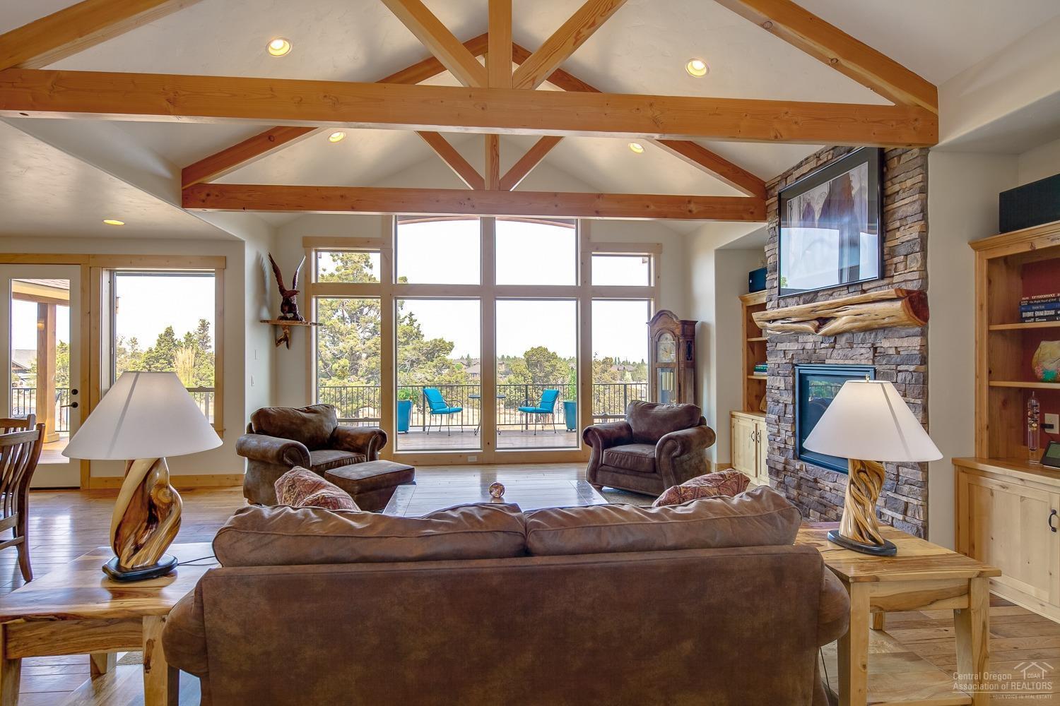 Eagle Crest - Residential