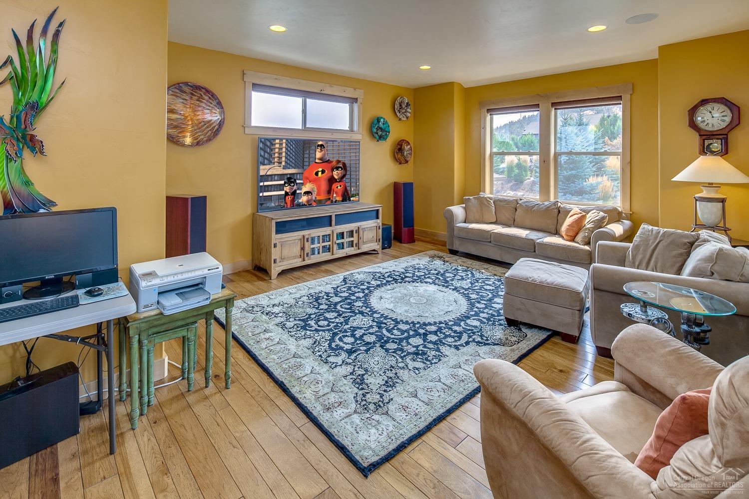 Eagle Crest - Residential