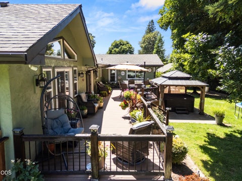 Tiny photo for 686 Towne Street, Grants Pass, OR 97527 (MLS # 220224472)