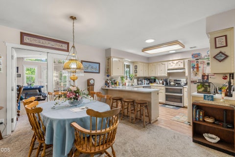 Tiny photo for 686 Towne Street, Grants Pass, OR 97527 (MLS # 220224472)