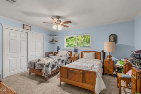 Tiny photo for 686 Towne Street, Grants Pass, OR 97527 (MLS # 220224472)