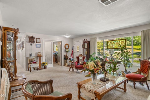 Tiny photo for 686 Towne Street, Grants Pass, OR 97527 (MLS # 220224472)