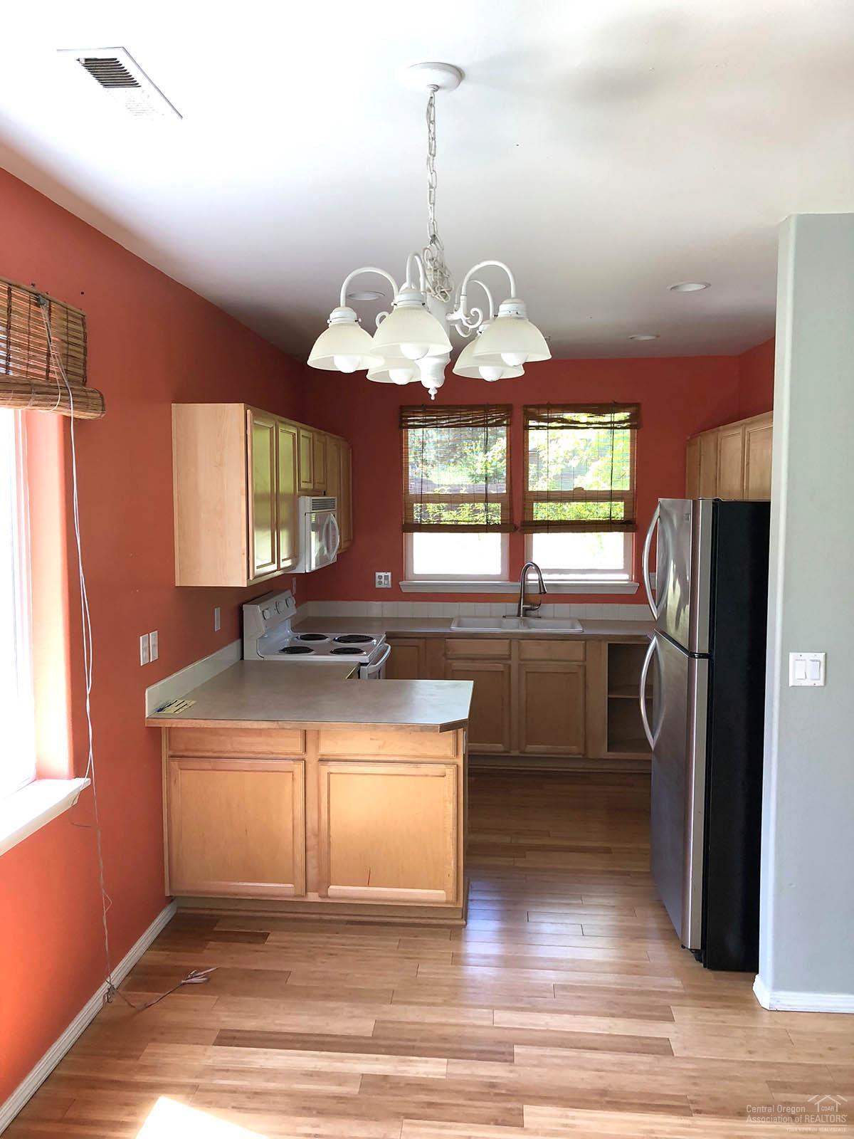 Deschutes River Cros - Residential