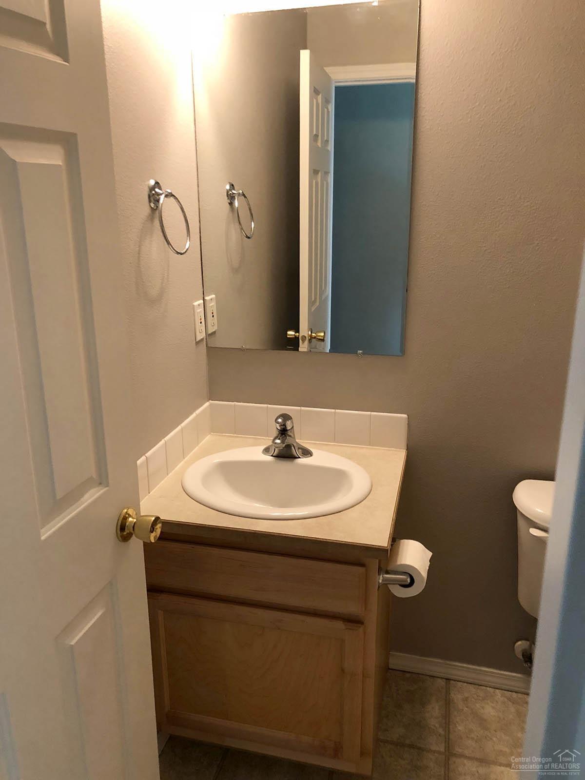 Deschutes River Cros - Residential