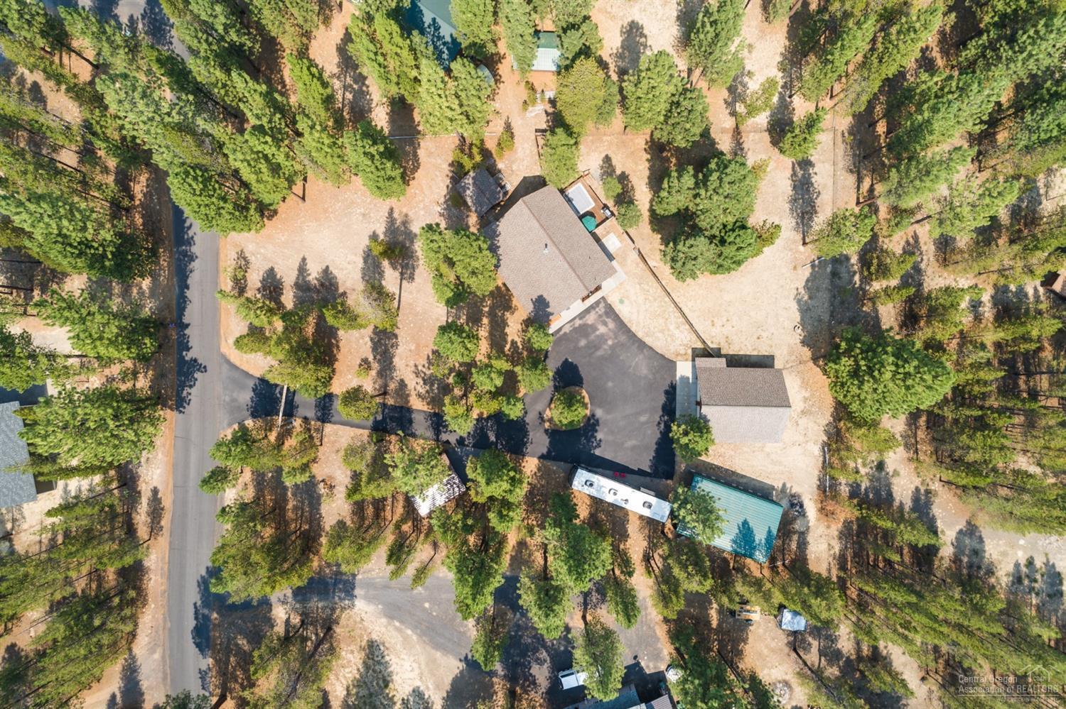 Wagon Trail Acreages - Residential