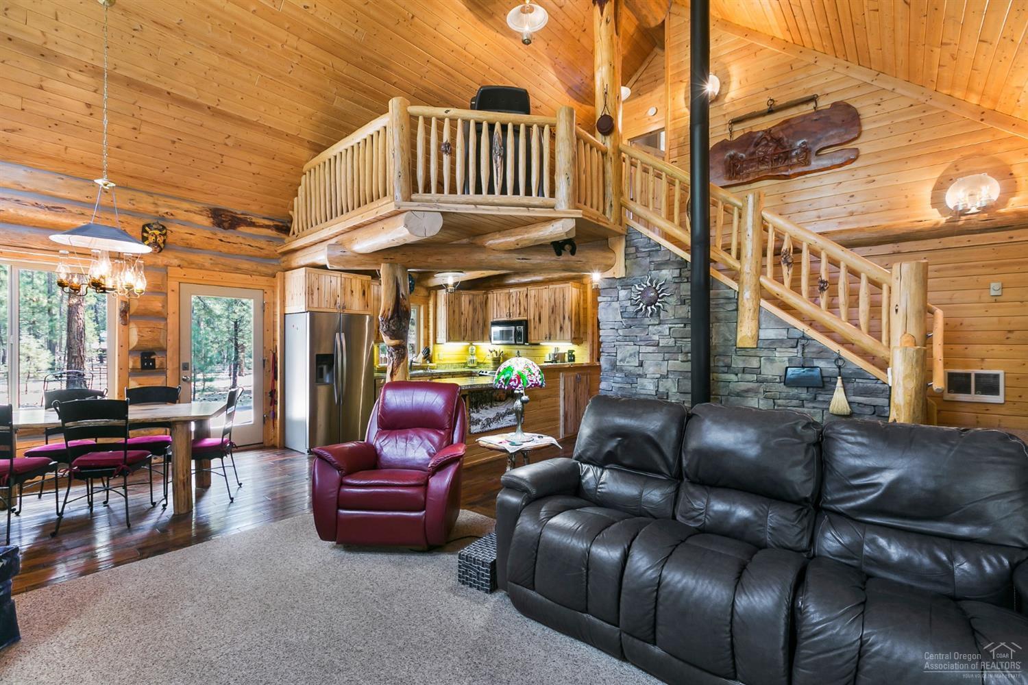 Wagon Trail Acreages - Residential