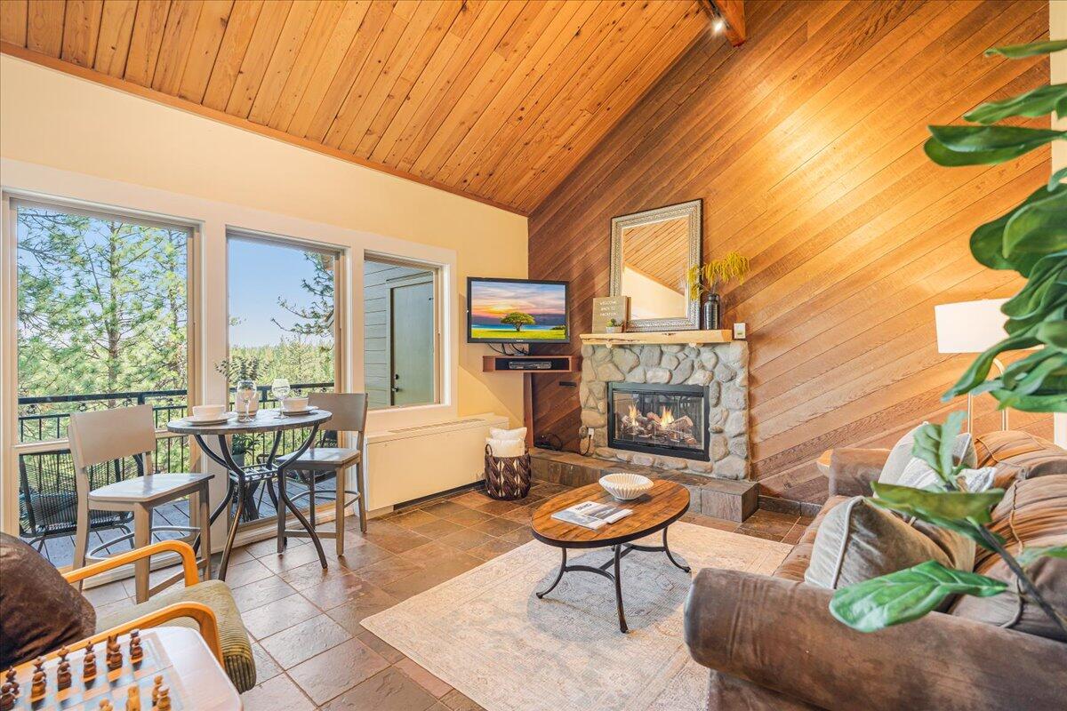 Inn Of The 7th - Residential