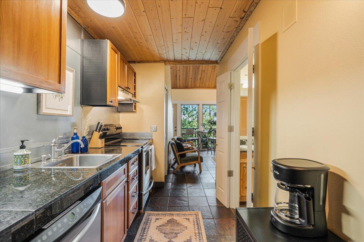 Inn Of The 7th - Residential