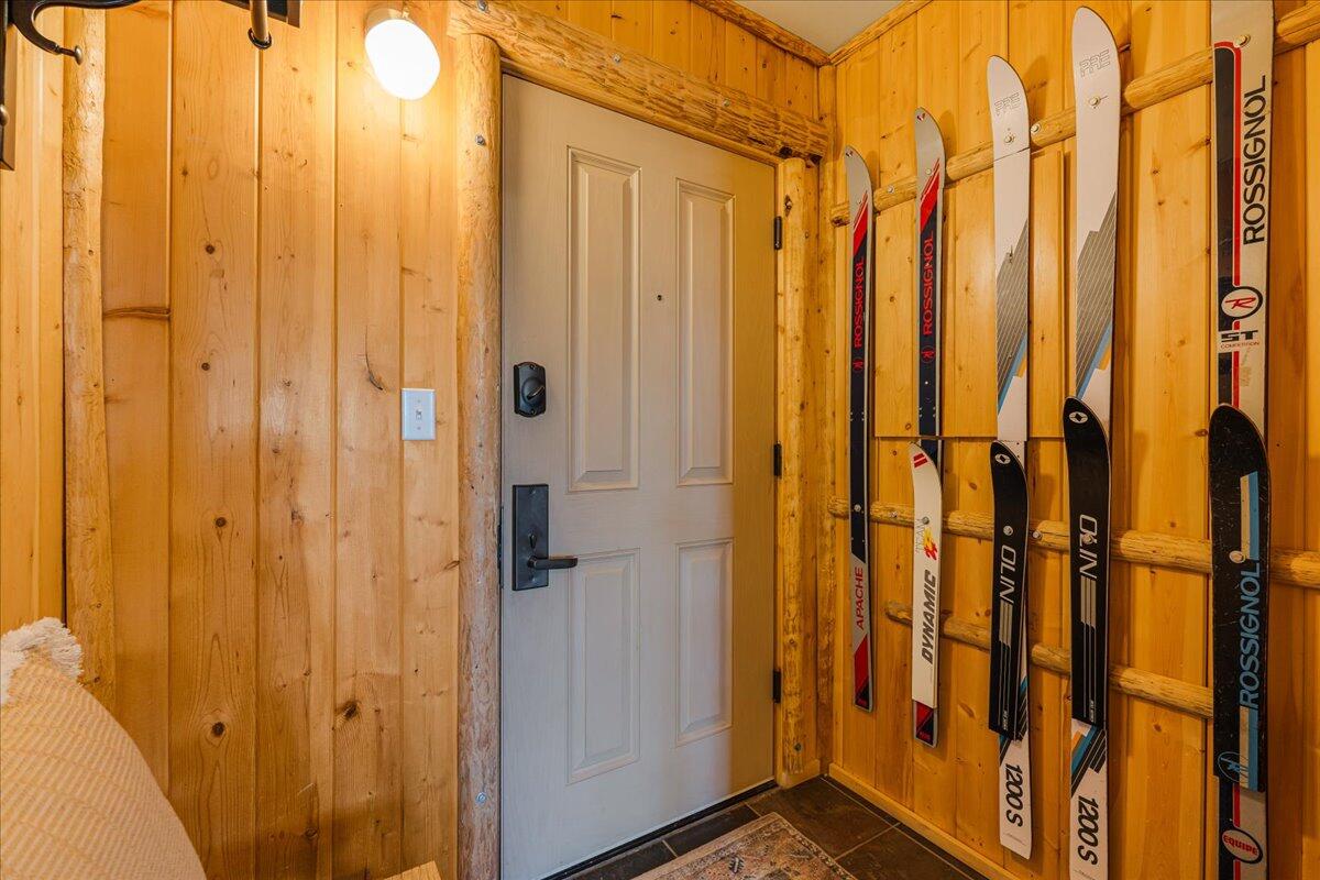 Inn Of The 7th - Residential