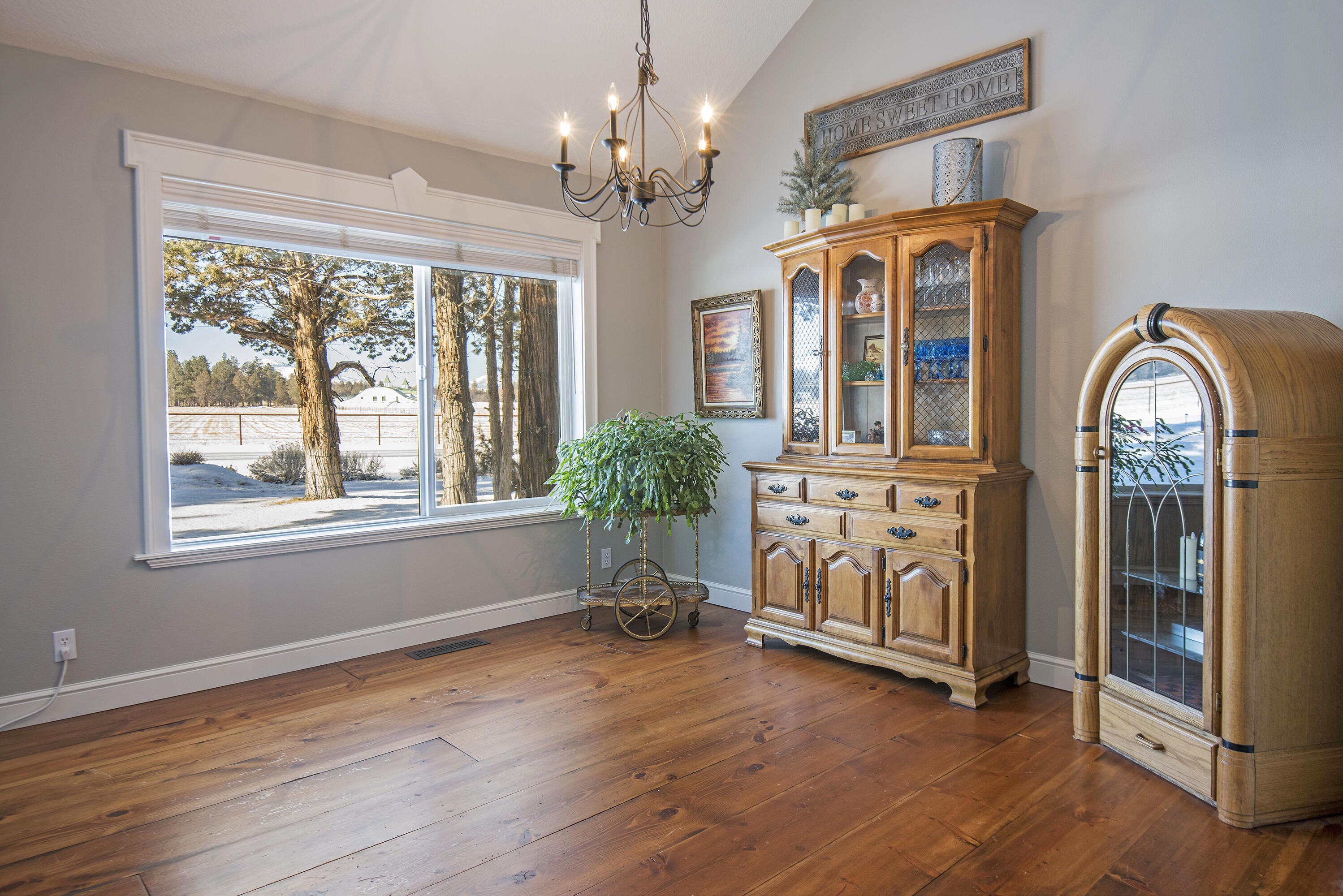 Forked Horn Estate - Residential