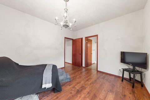 Tiny photo for 827 Isherwood Drive, Central Point, OR 97502 (MLS # 220213174)