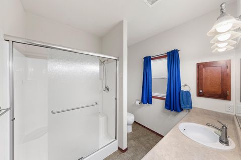 Tiny photo for 827 Isherwood Drive, Central Point, OR 97502 (MLS # 220213174)