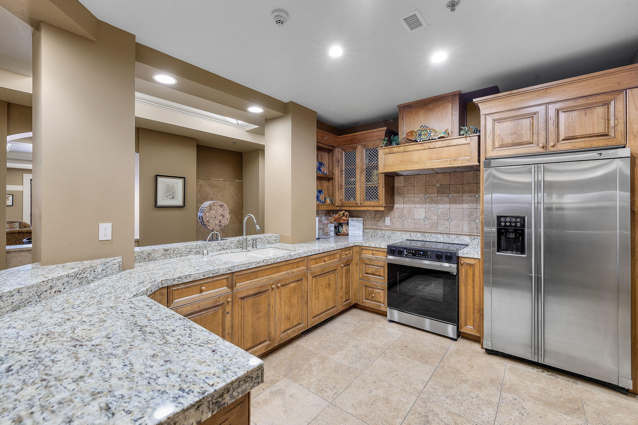 Plaza Condominiums - Residential