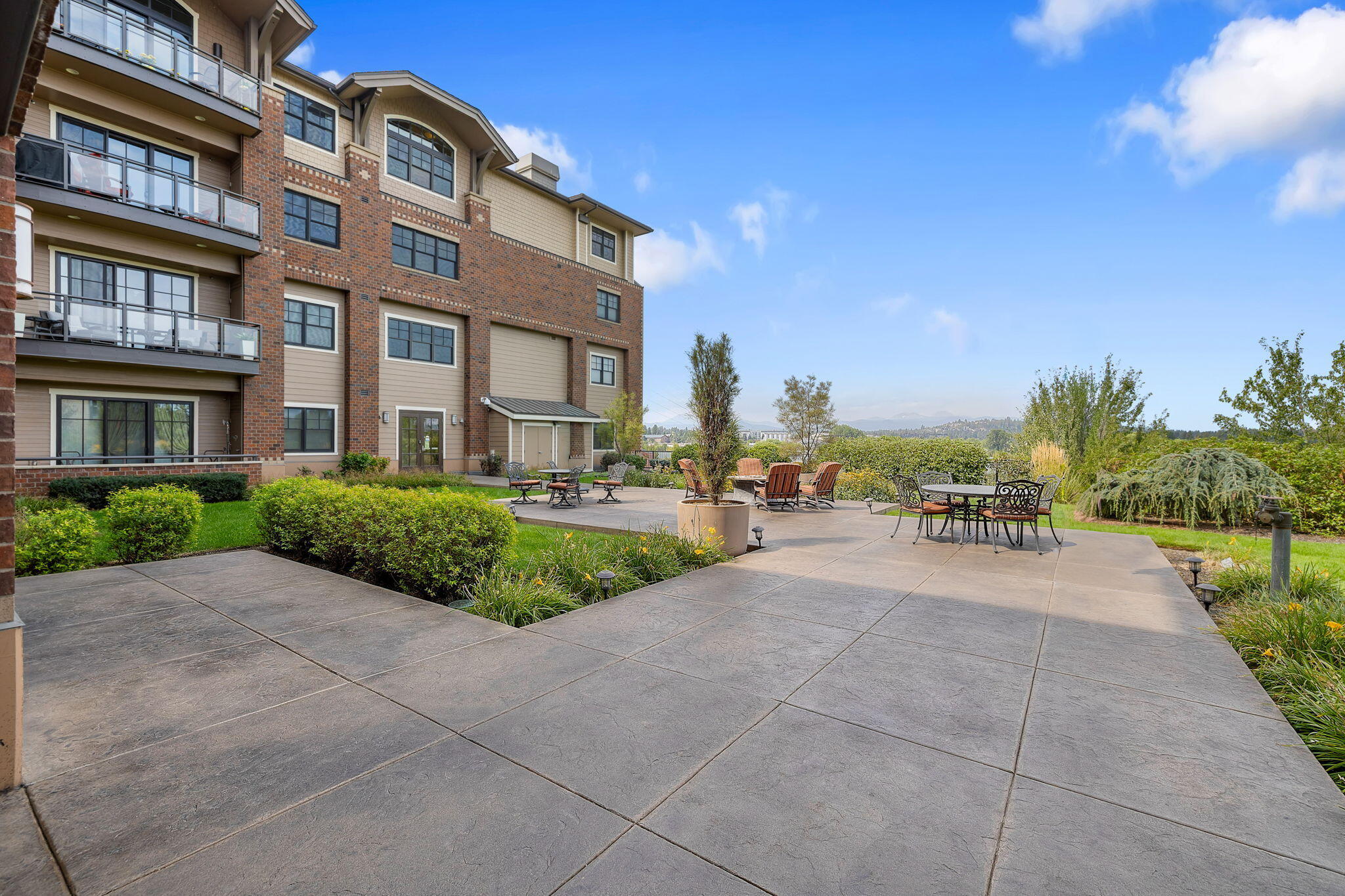 Plaza Condominiums - Residential