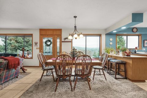 Tiny photo for 4644 Glen Echo Way, Central Point, OR 97502 (MLS # 220213060)