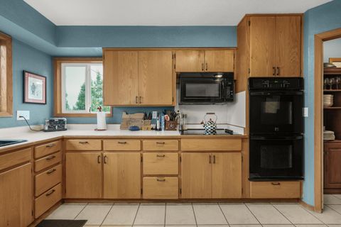 Tiny photo for 4644 Glen Echo Way, Central Point, OR 97502 (MLS # 220213060)