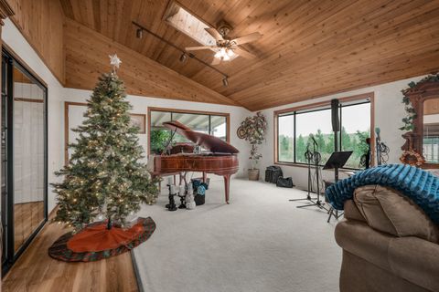 Tiny photo for 4644 Glen Echo Way, Central Point, OR 97502 (MLS # 220213060)