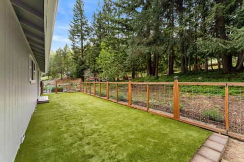 Tiny photo for 1500 NW B Street, Grants Pass, OR 97526 (MLS # 220219535)
