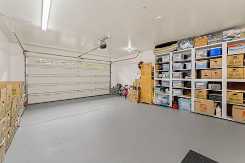 Tiny photo for 1500 NW B Street, Grants Pass, OR 97526 (MLS # 220219535)