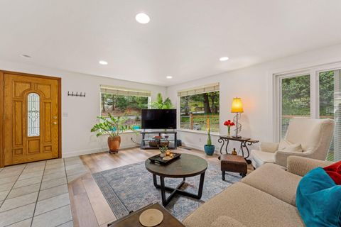 Tiny photo for 1500 NW B Street, Grants Pass, OR 97526 (MLS # 220219535)