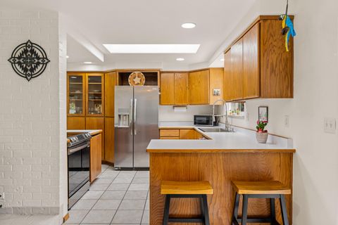 Tiny photo for 1500 NW B Street, Grants Pass, OR 97526 (MLS # 220219535)
