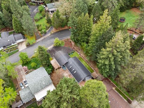 Tiny photo for 1500 NW B Street, Grants Pass, OR 97526 (MLS # 220219535)