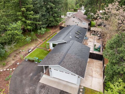 Tiny photo for 1500 NW B Street, Grants Pass, OR 97526 (MLS # 220219535)