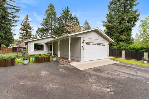 Tiny photo for 1500 NW B Street, Grants Pass, OR 97526 (MLS # 220219535)