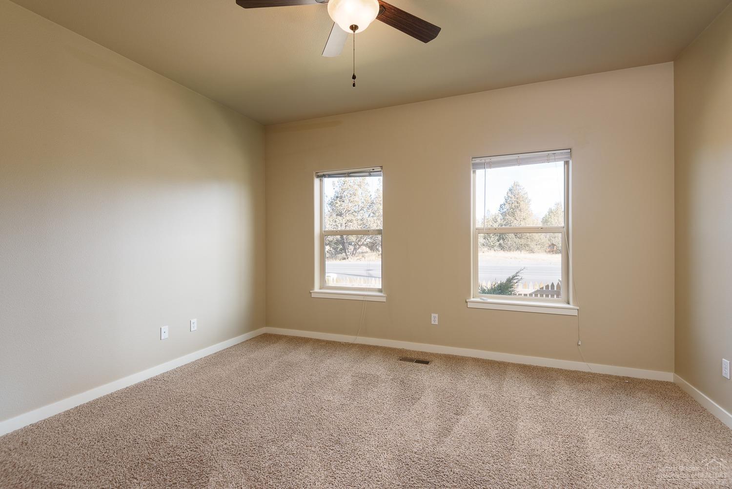 27th Street Crossing - Residential