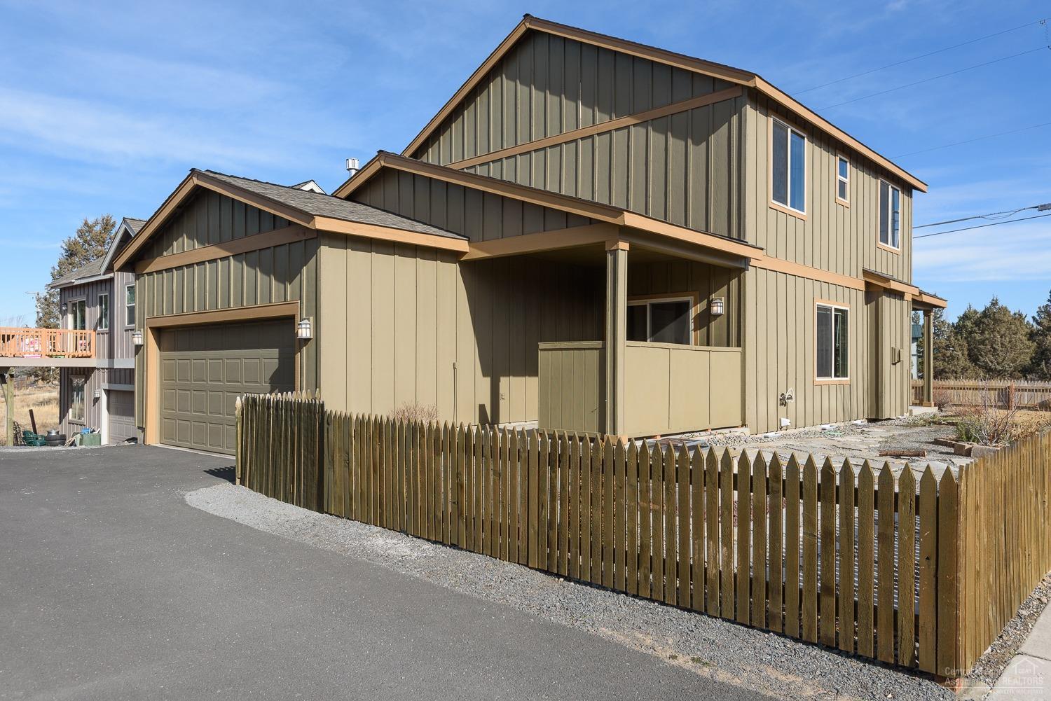 27th Street Crossing - Residential