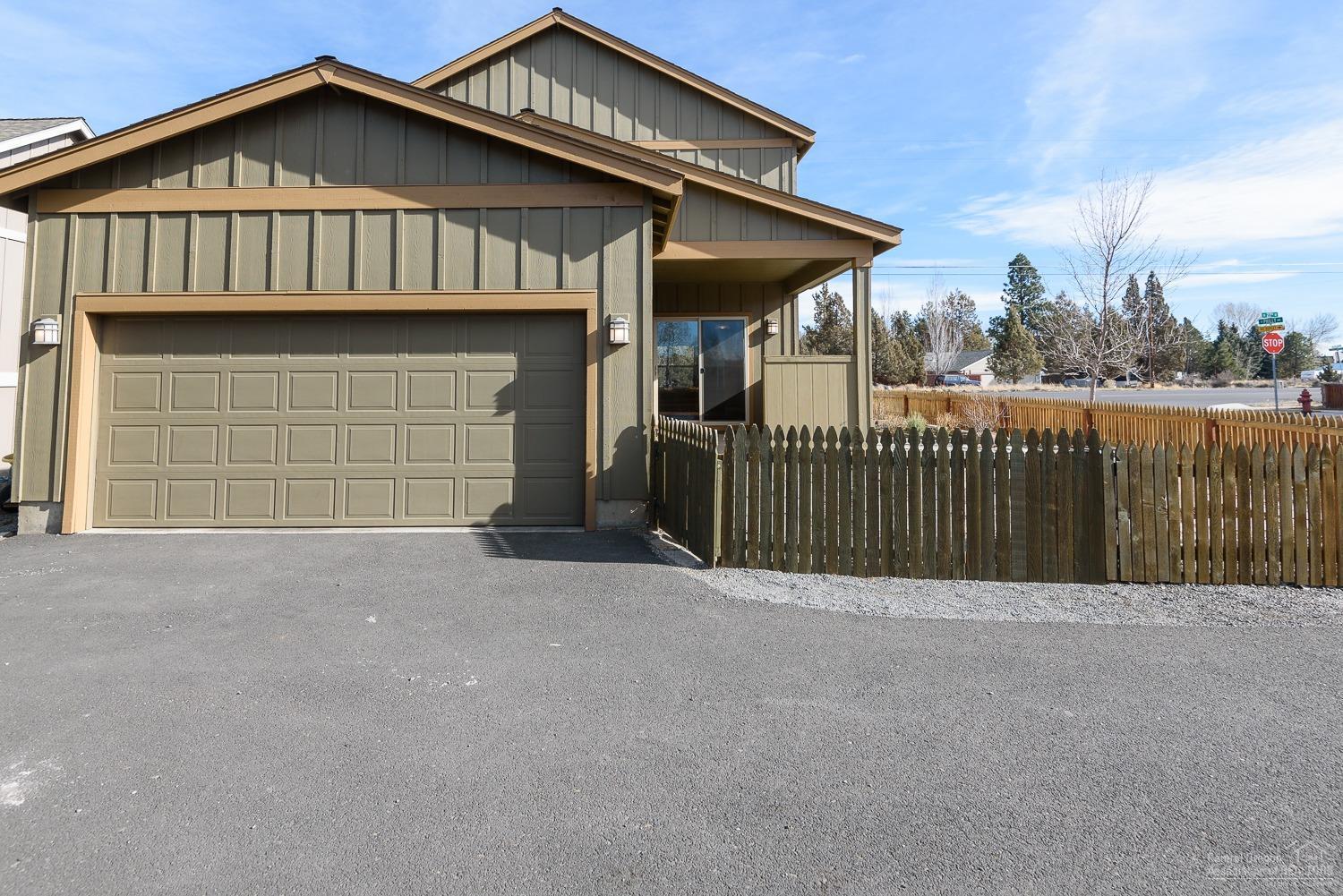 27th Street Crossing - Residential