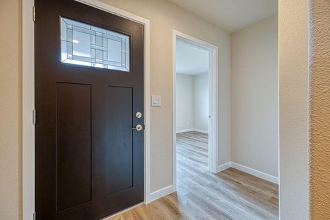 Tiny photo for 5489 Shalynn Drive, Klamath Falls, OR 97603 (MLS # 220213819)