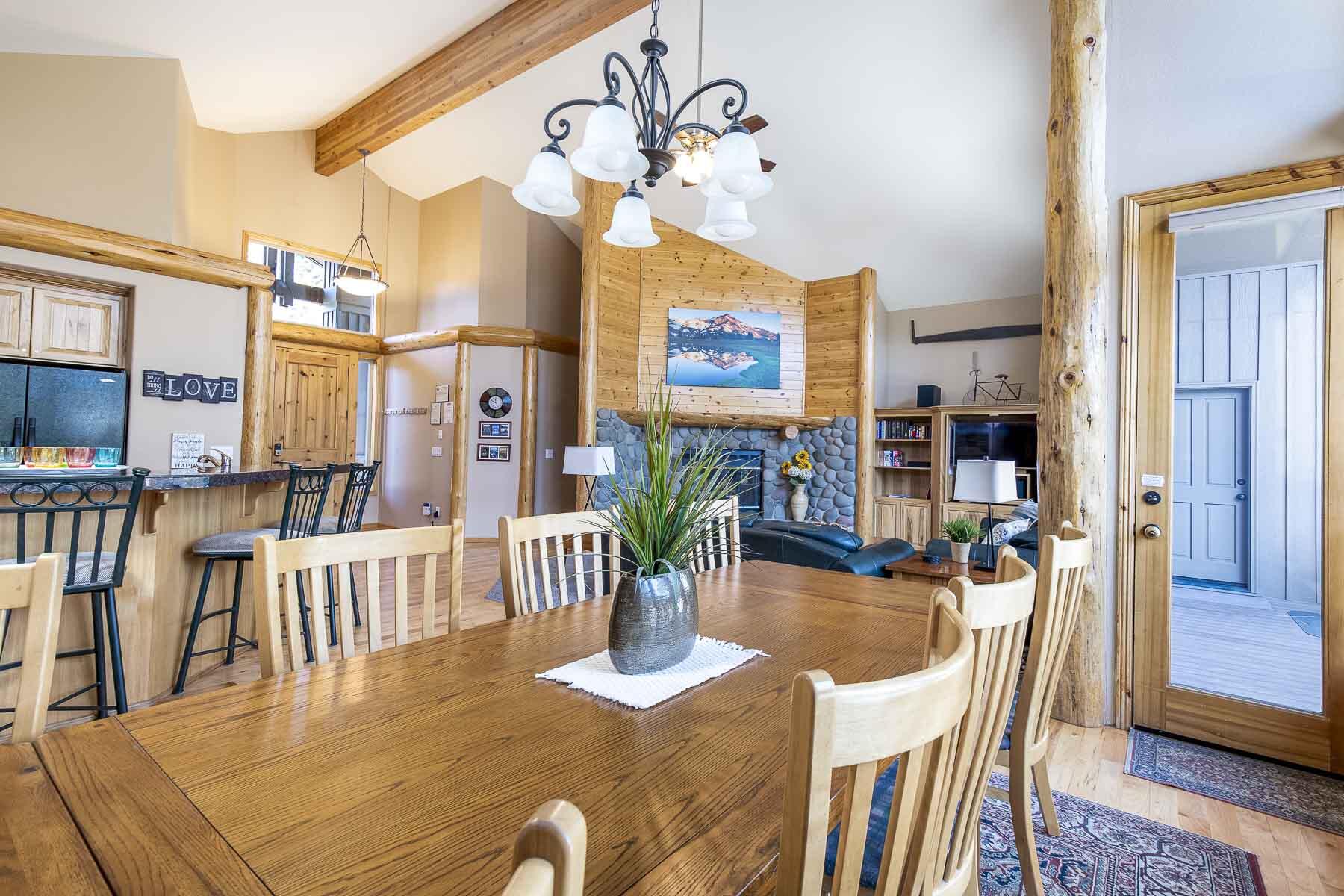 Fairway Crest Village - Residential