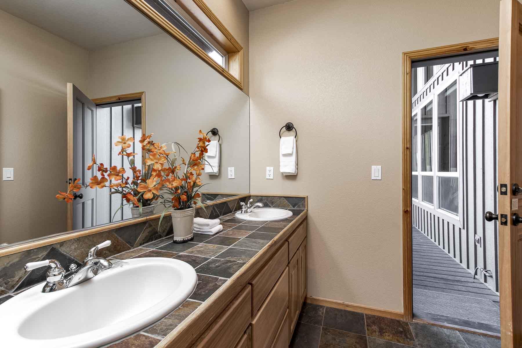 Fairway Crest Village - Residential