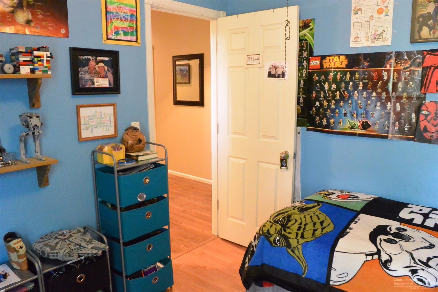 Royal Yeoman - Residential