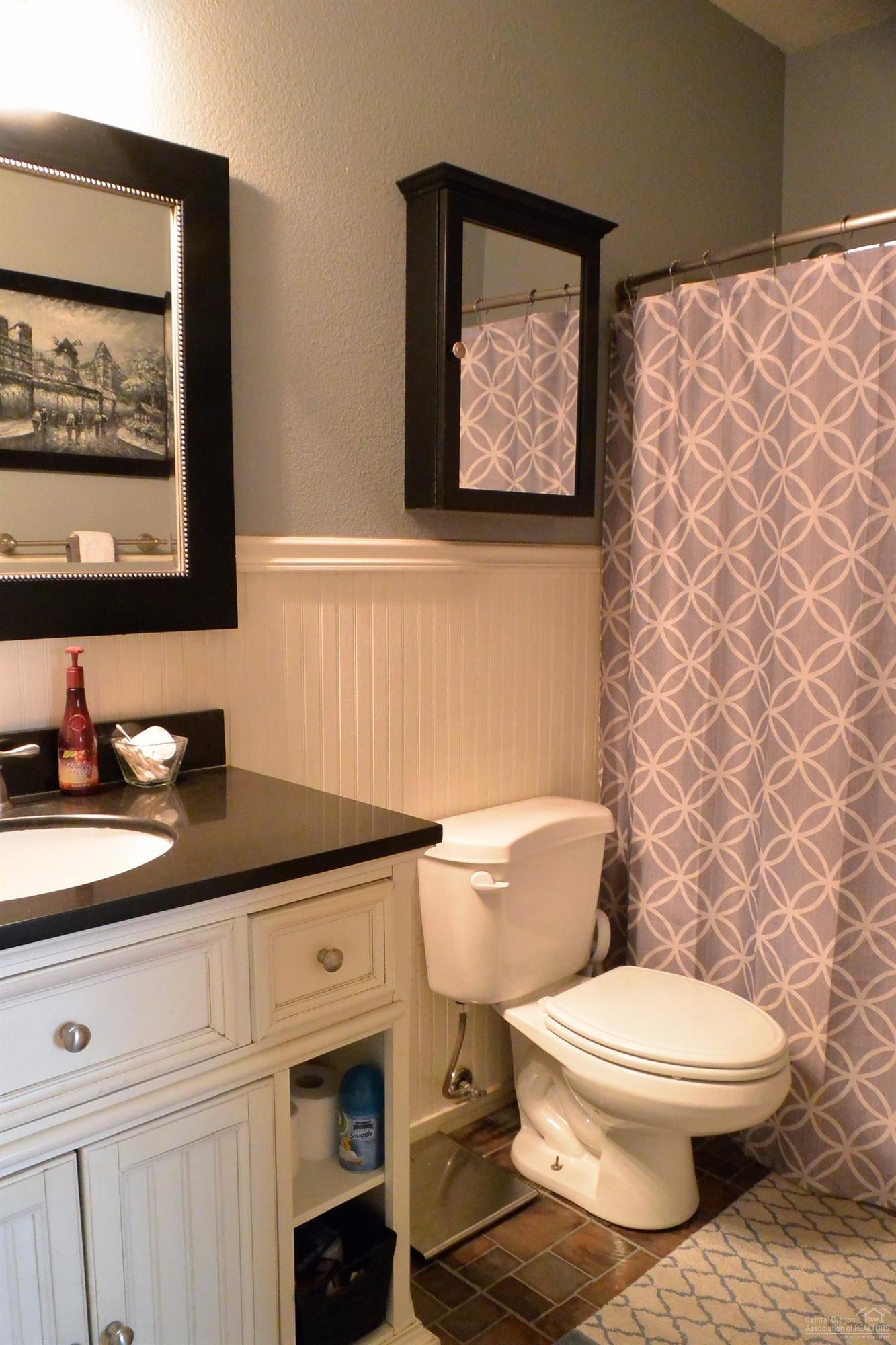 Royal Yeoman - Residential