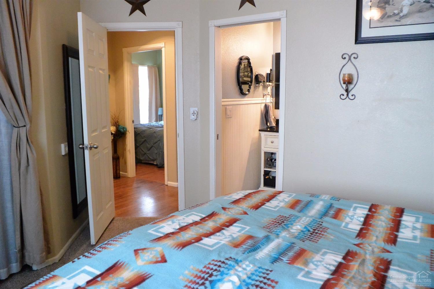 Royal Yeoman - Residential