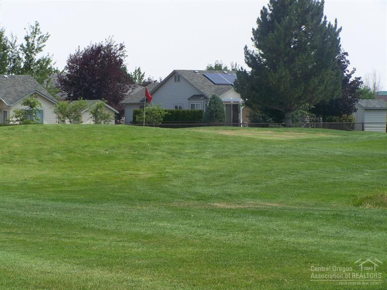 Greens At Redmond - Residential