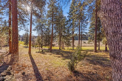Tiny photo for 11138 Merganser Road, Klamath Falls, OR 97601 (MLS # 220223409)