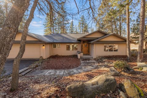 Tiny photo for 11138 Merganser Road, Klamath Falls, OR 97601 (MLS # 220223409)