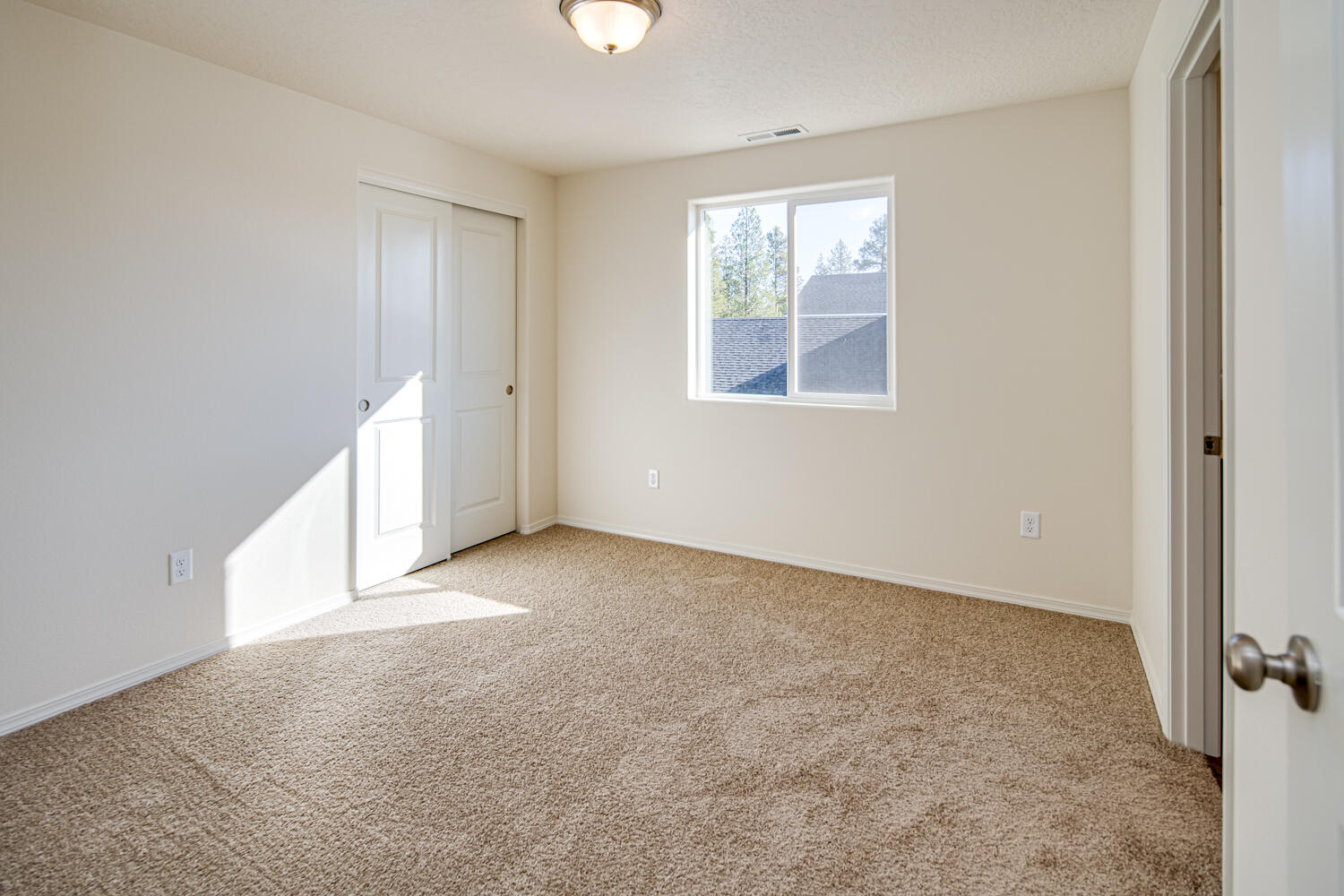 Pine Landing - Residential