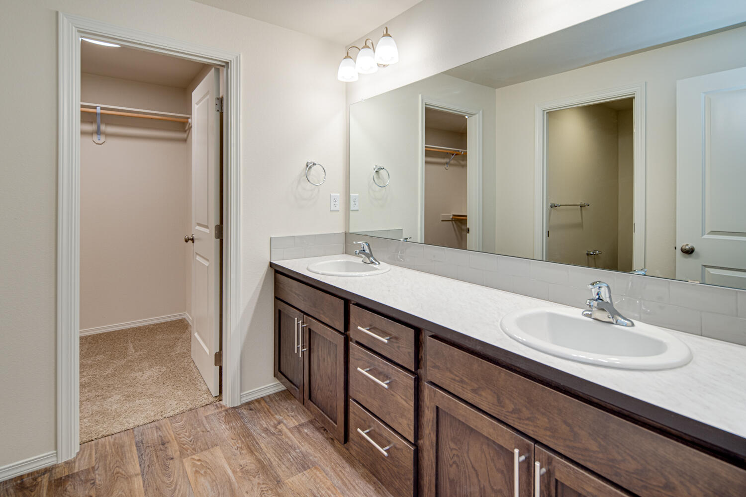 Pine Landing - Residential