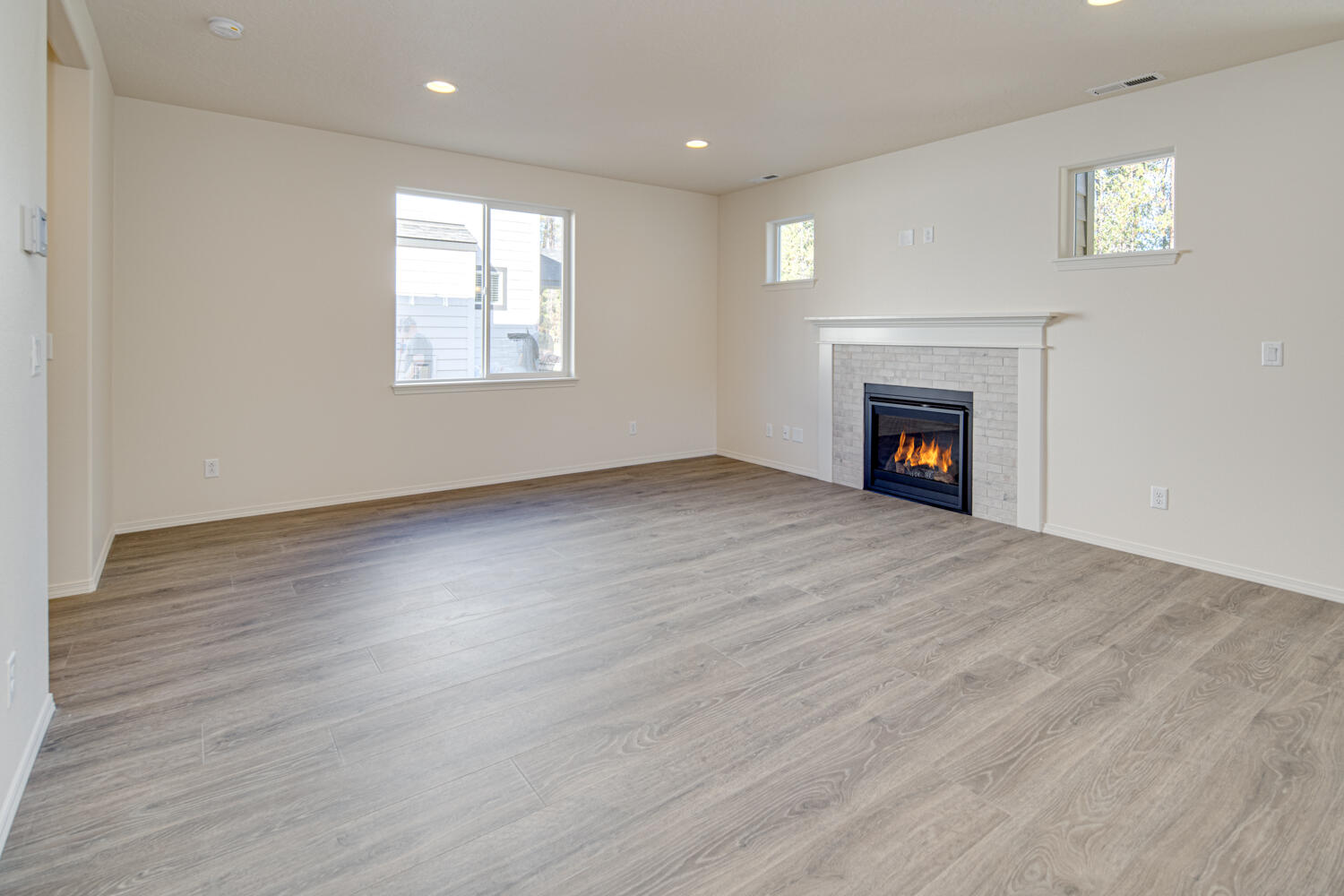 Pine Landing - Residential