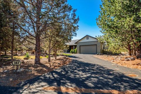 Tiny photo for 387 Goshawk Court, Redmond, OR 97756 (MLS # 220217634)